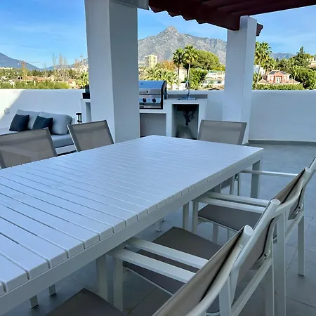4 Bedroom Duplex Penthouse Califa Lejlighed *