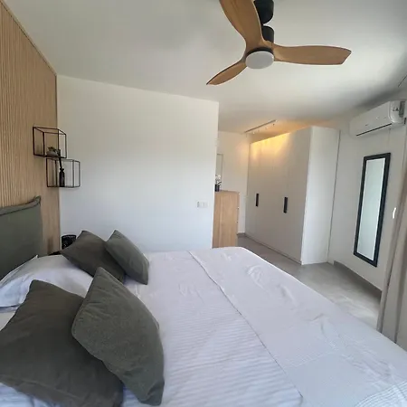 Lejlighed 4 Bedroom Duplex Penthouse Califa
