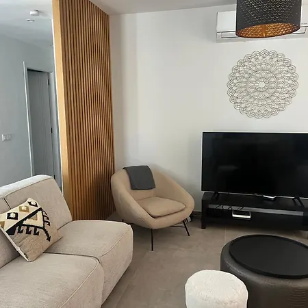 4 Bedroom Duplex Penthouse Califa ماربيا